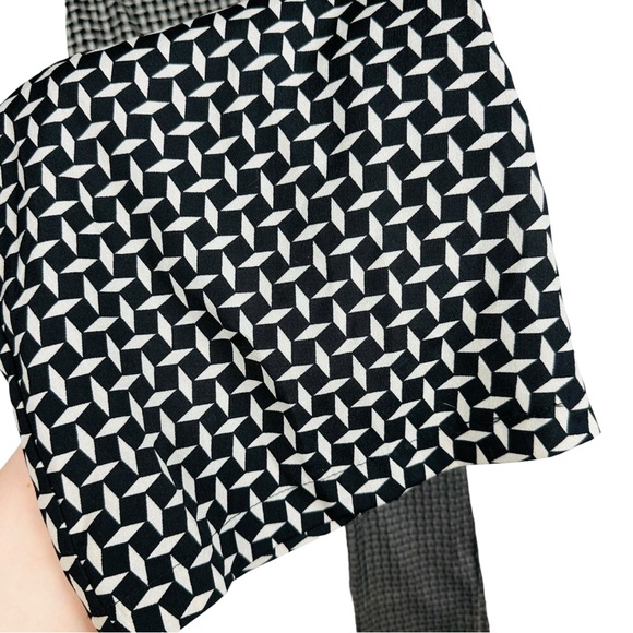 Christian Siriano Runway Patterned Lightweight Elastic Pull On Straight Pants - Picture 6 of 8